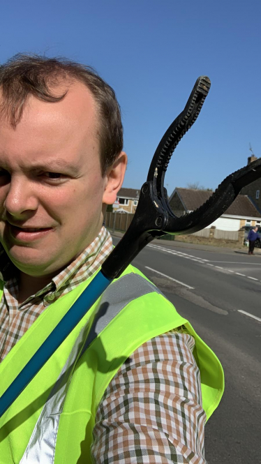 Robert Carington Litterpicking 